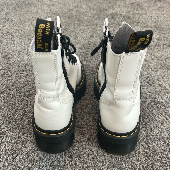 White platform Doc Martens. Size 6. Worn once, perfect condition. - Picture 5 of 7